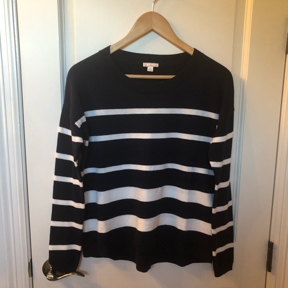GAP Crewneck Striped Long Sleeve Sweater • XS